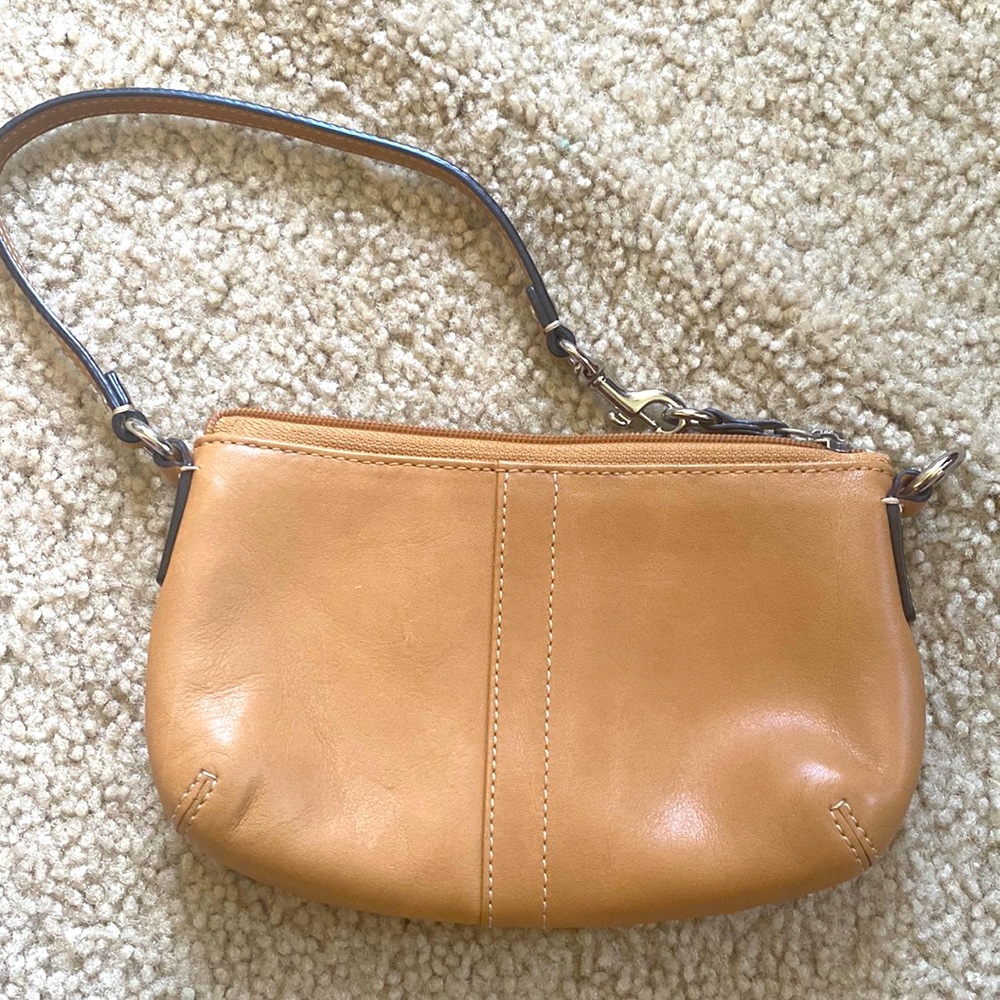 Wristlet